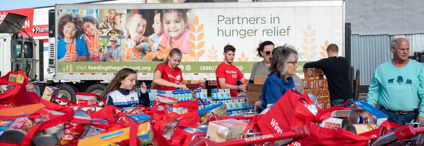 Winn-Dixie gives Hunger Relief program